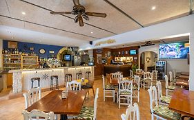 Hostal Doris - Adults Only