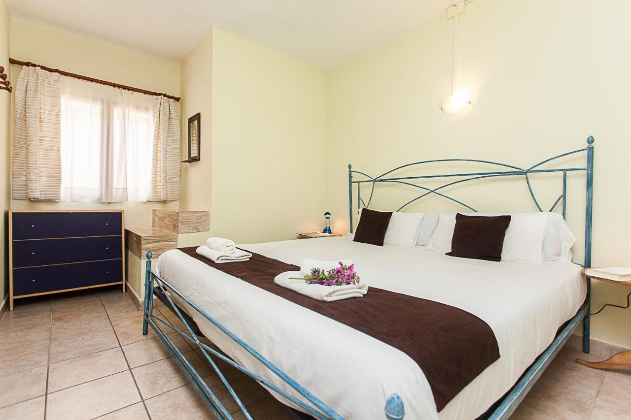 Hostal Doris - Adults Only Colonia de Sant Jordi Exteriör bild