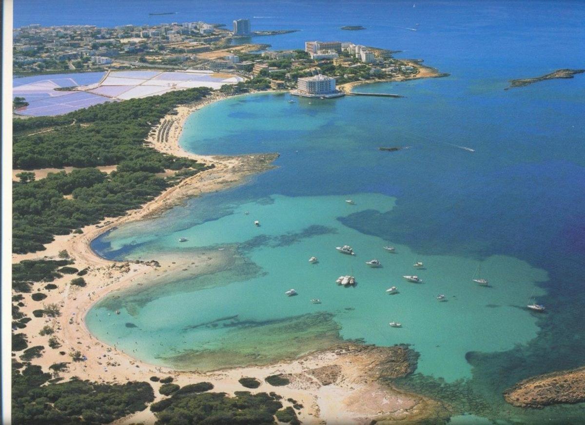 Hostal Doris - Adults Only Colonia de Sant Jordi Exteriör bild