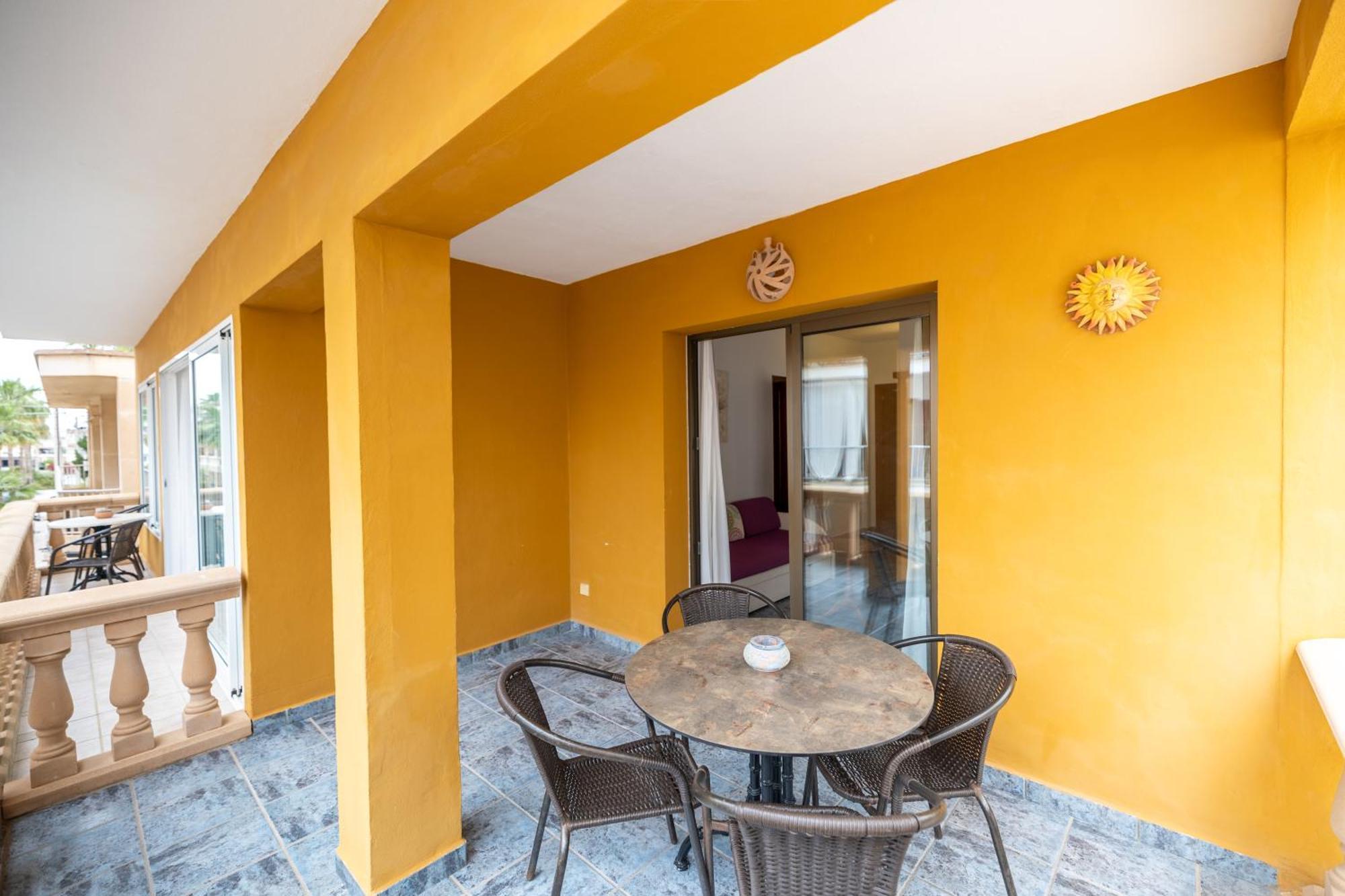 Hostal Doris - Adults Only Colonia de Sant Jordi Rum bild