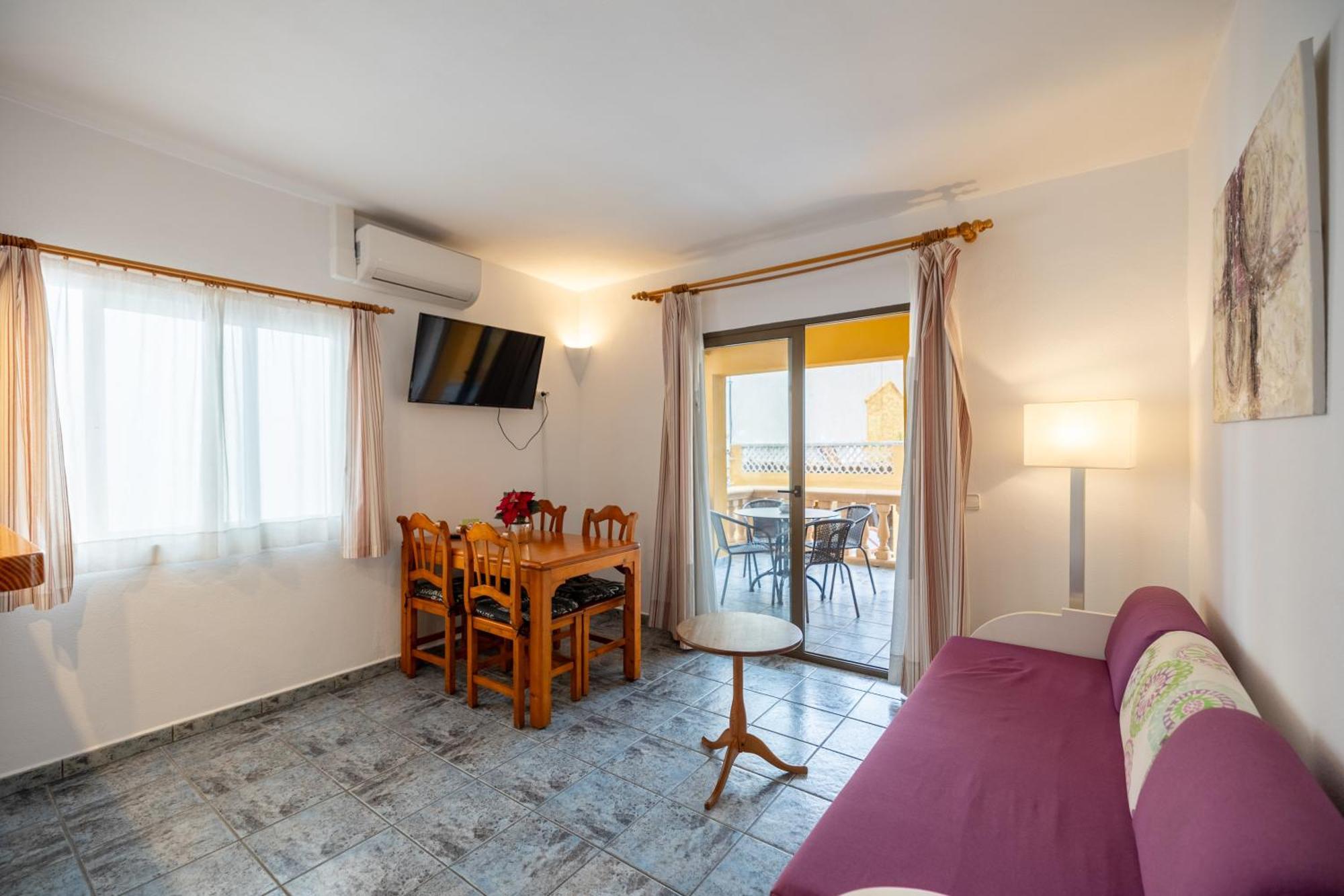 Hostal Doris - Adults Only Colonia de Sant Jordi Rum bild