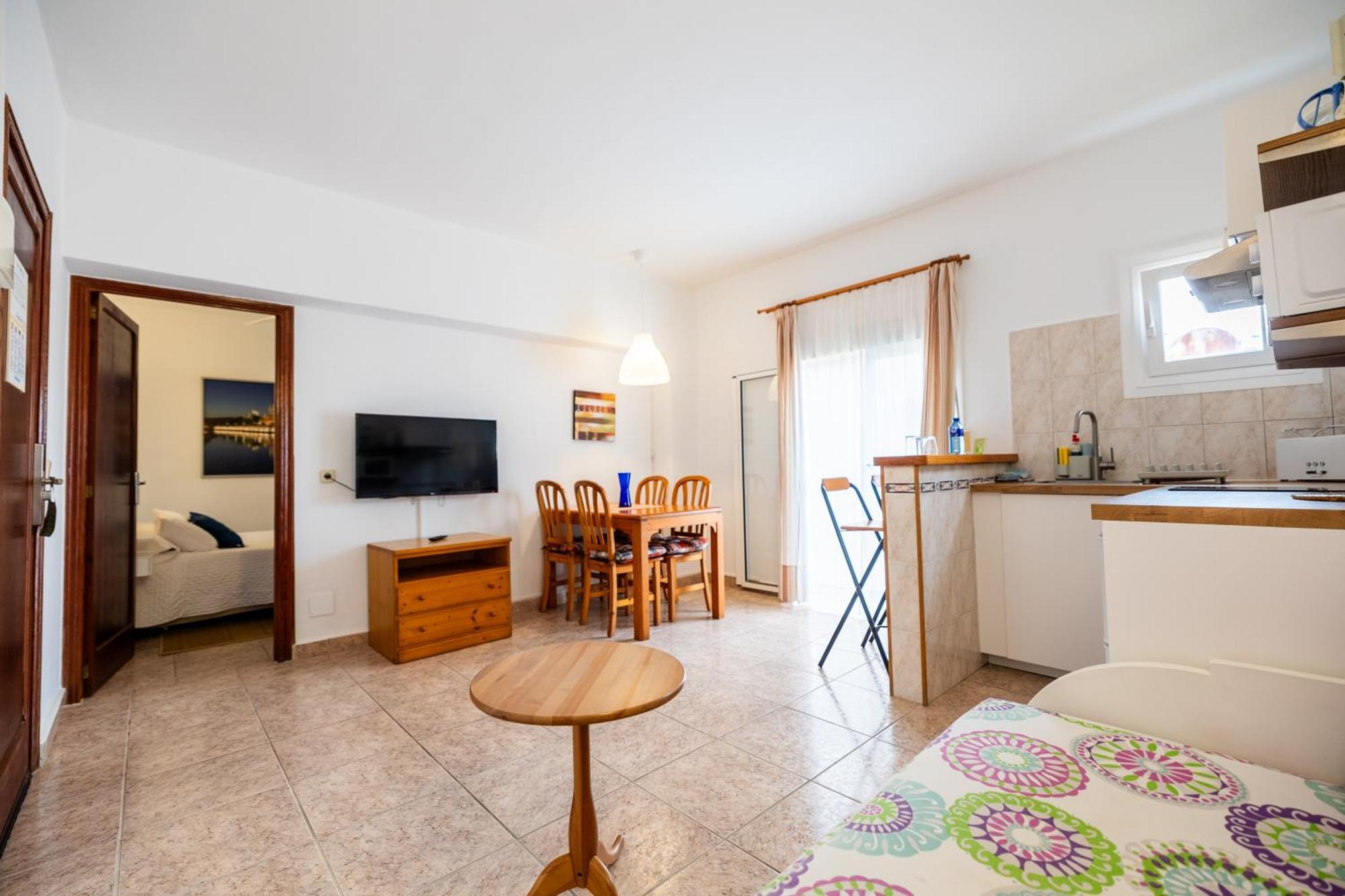 Hostal Doris - Adults Only Colonia de Sant Jordi Rum bild